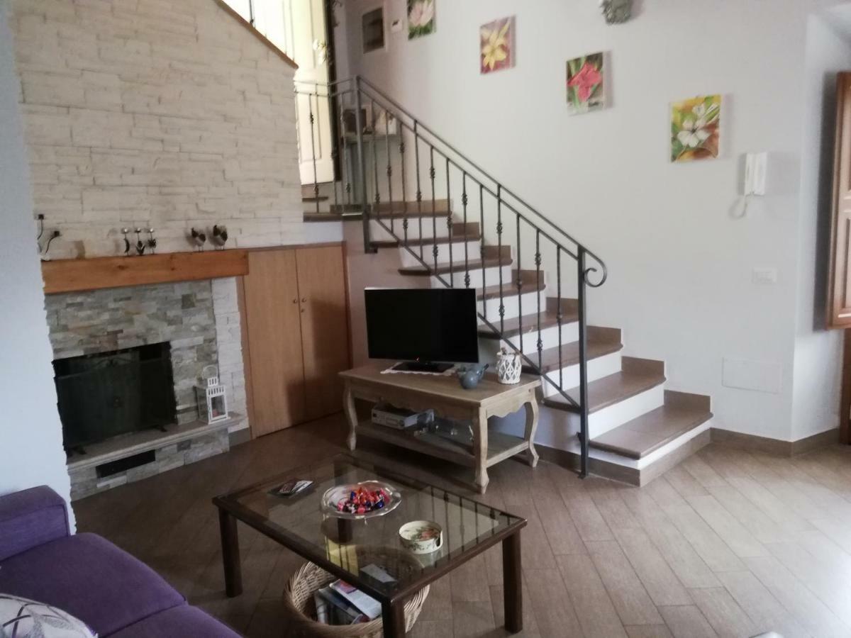 Il Pettirosso Villa Cesano Exteriör bild